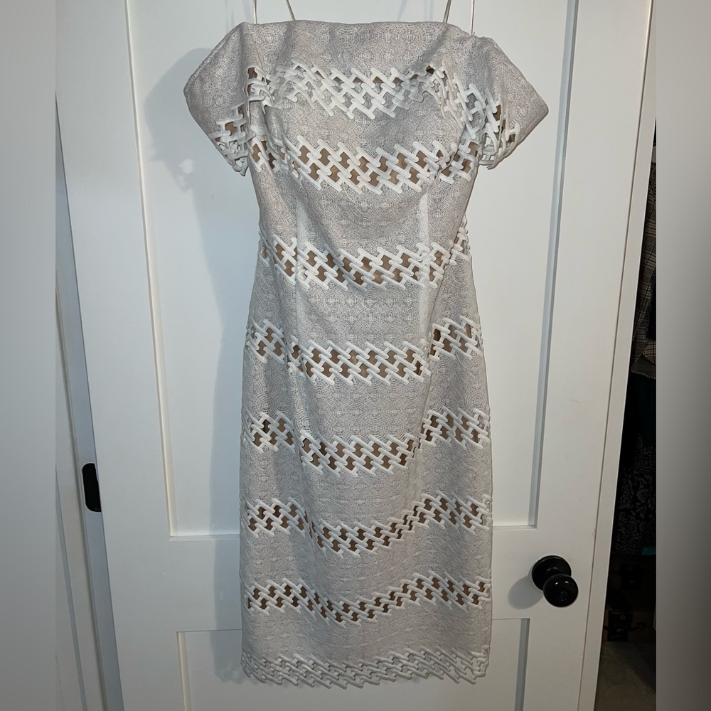 Alberto Makali Cream Off The Shoulder Lace Dress Size 6